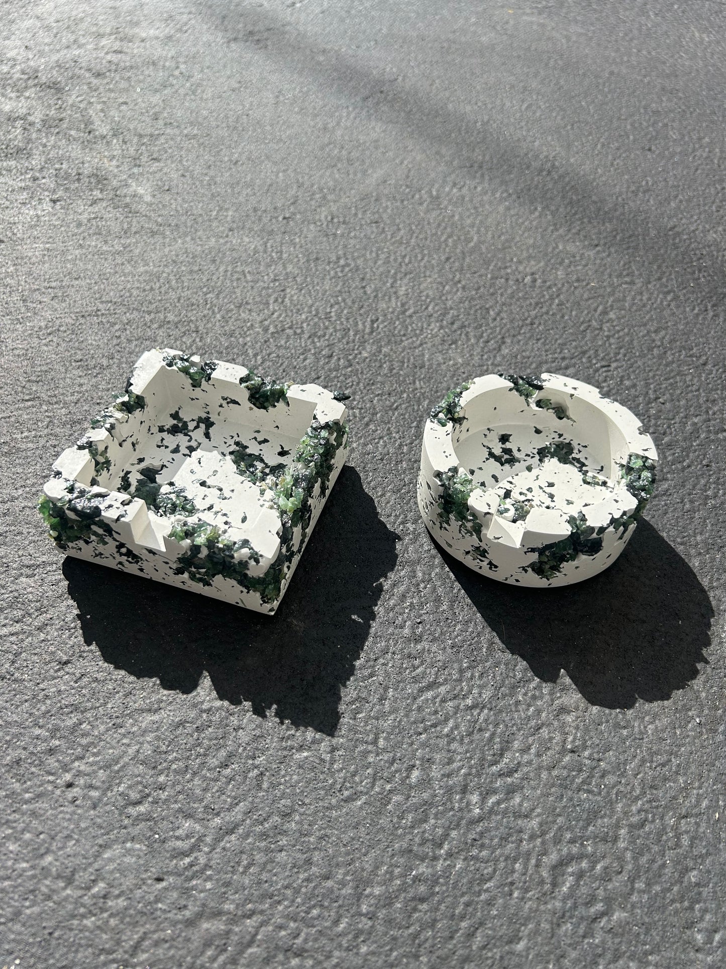Green Serpentine x White Cement Square Ashtray