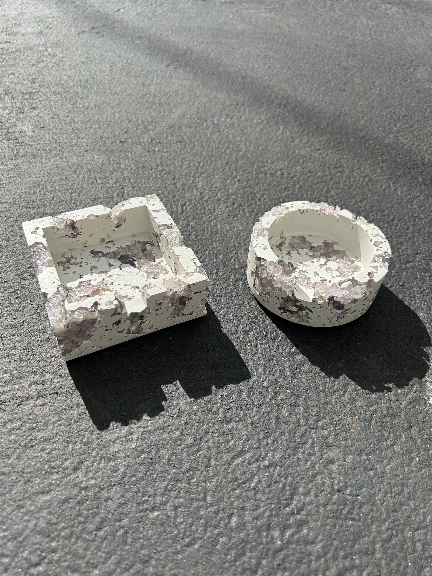 Amethyst x White Cement Square Ashtray