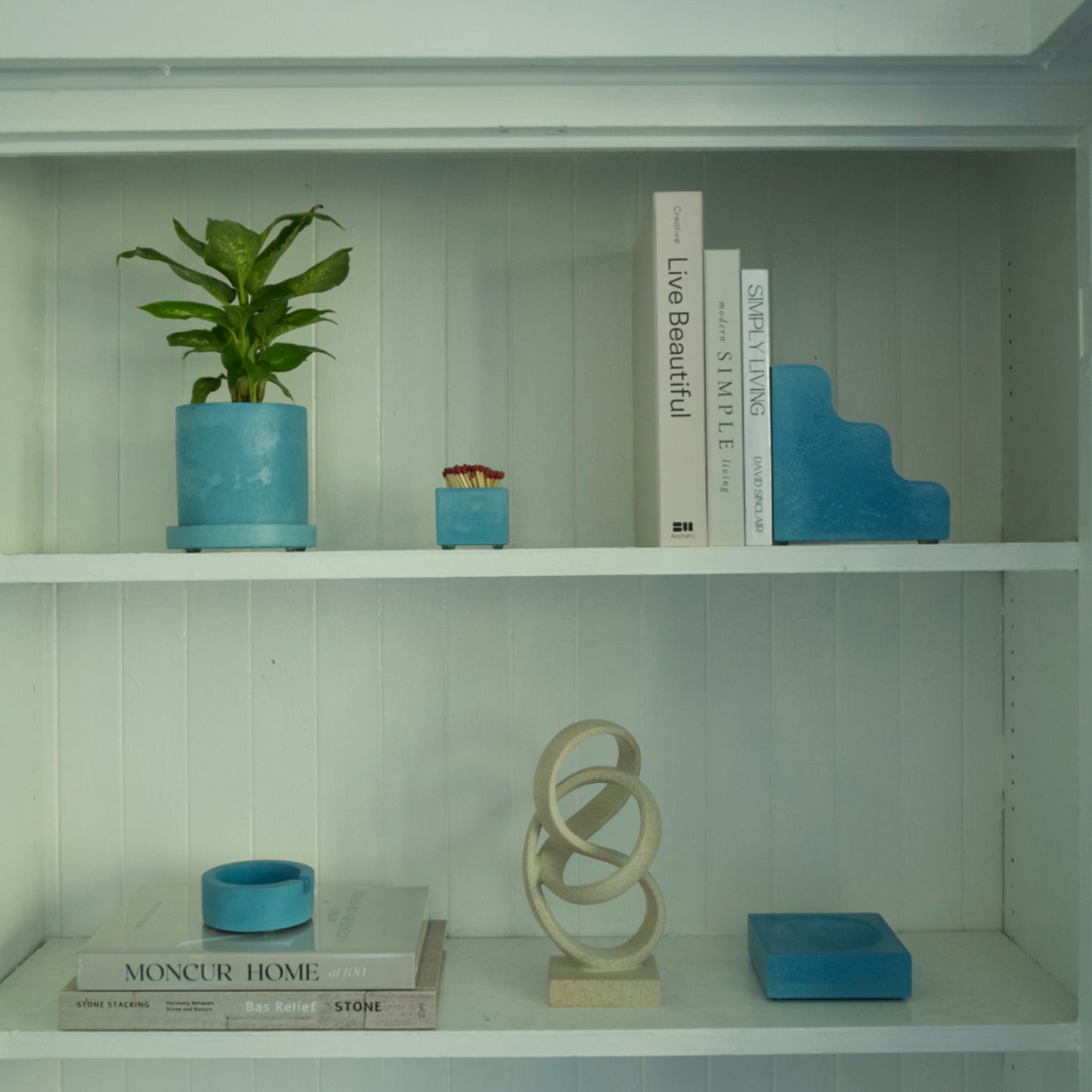 Blue Wavy Bookend