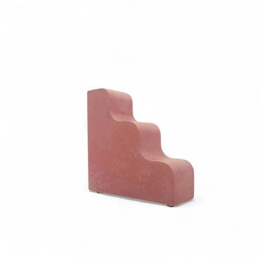 Red Wavy Bookend