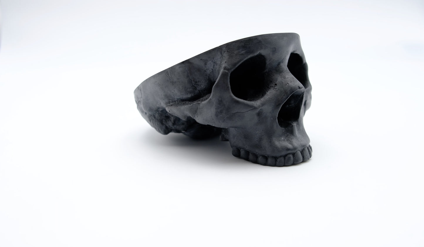 Black Skull Ashtray